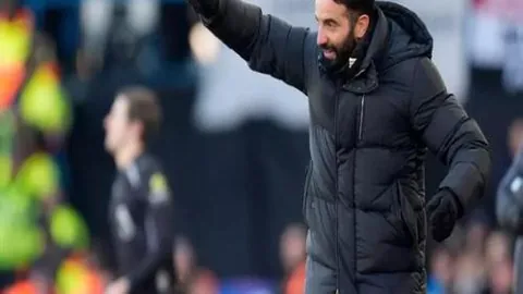 【激战正酣】6胜5负对决，西甲保级生死战：巅峰对决，悬念迭起！