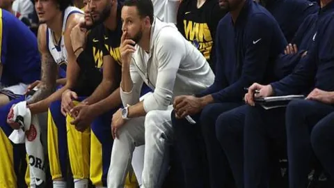 33岁奥斯卡重返巴甲圣保罗队官方宣布