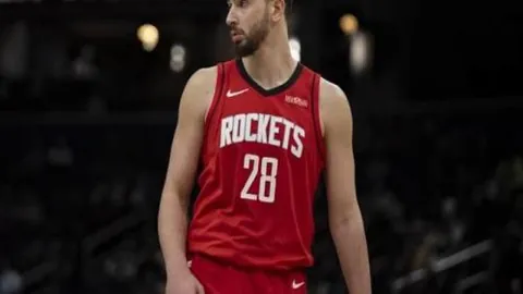 “蒙扎迎战莱切：丹布罗西奥与阿曼多-伊佐领衔，尼古拉-克尔斯托维奇及吉尔贝首秀”